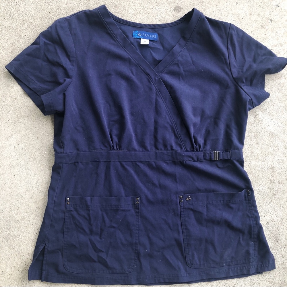 Koi Sapphire 267 Sherri Top // medium